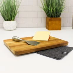 BergHOFF Bamboo 2Pc Wavy Board & Aaron Probyn Cheese Knife Set 11 BergHOFF Bamboo 2Pc Wavy Board & Aaron Probyn Cheese Knife Set -BergHOFF Shop 2220277 4 8aecd7a1 3b5c 4a83 8a7a 834f254279f8