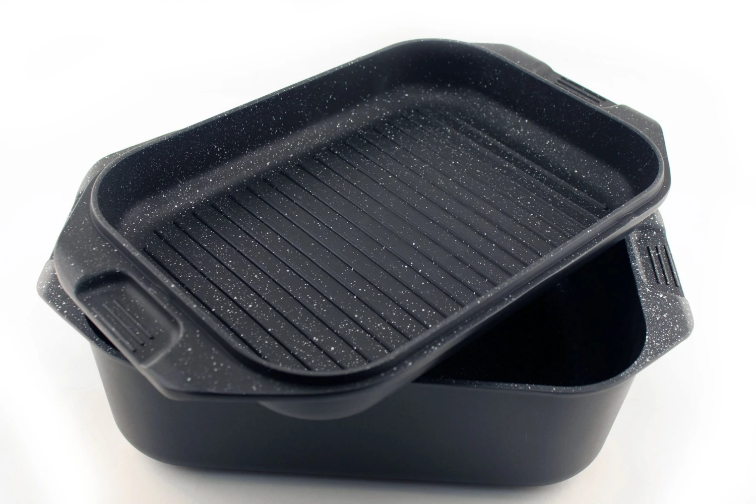 BergHOFF Scala Nonstick Double Roasting Pan 17"x8.6" 4 BergHOFF Scala Nonstick Double Roasting Pan 17"x8.6" - Image 2