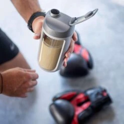 BergHOFF Leo To Go Shaker Bottle With Powder Compartment 16.9oz -BergHOFF Shop 3950227 6