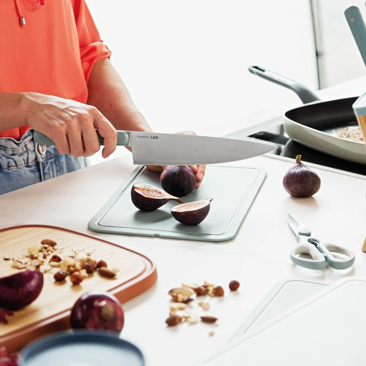 BergHOFF Slate Stainless Steel Chef's Knife 8" 5 BergHOFF Slate Stainless Steel Chef's Knife 8" - Image 3