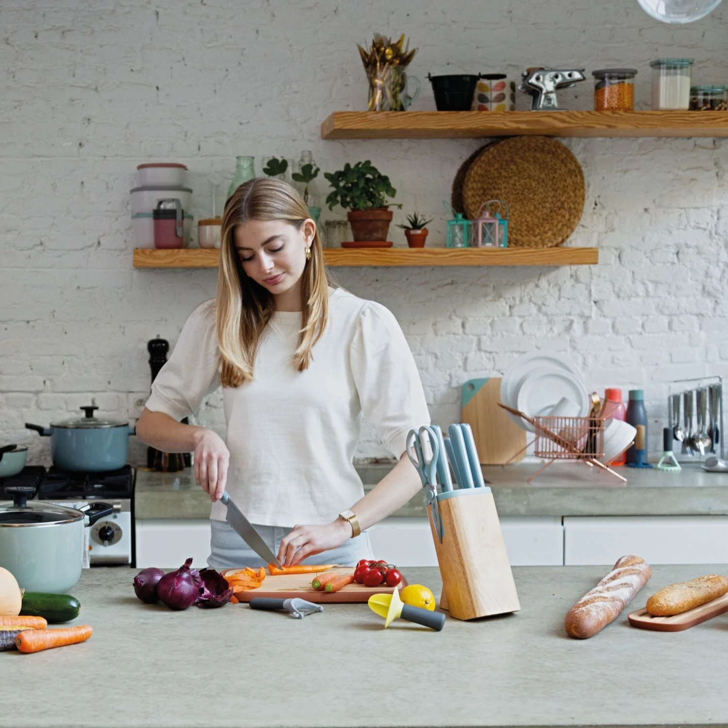 BergHOFF Slate Stainless Steel Chef's Knife 8" 6 BergHOFF Slate Stainless Steel Chef's Knife 8" - Image 4