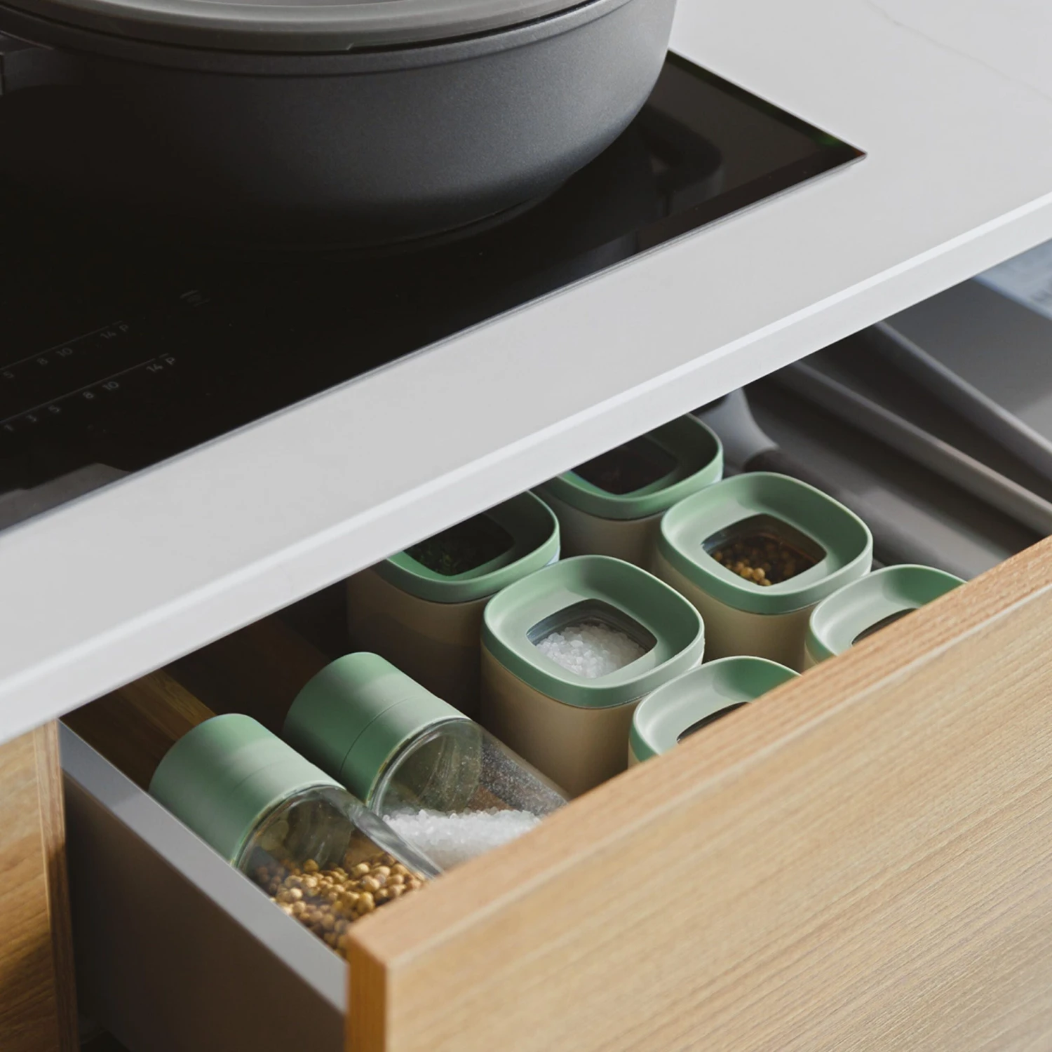 BergHOFF Balance 6Pc Covered Food Container Set 5.4oz. 12 BergHOFF Balance 6Pc Covered Food Container Set 5.4oz. - Image 10