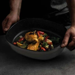 BergHOFF Gem Stoneware Small Oval Baking Dish -BergHOFF Shop 761587 2