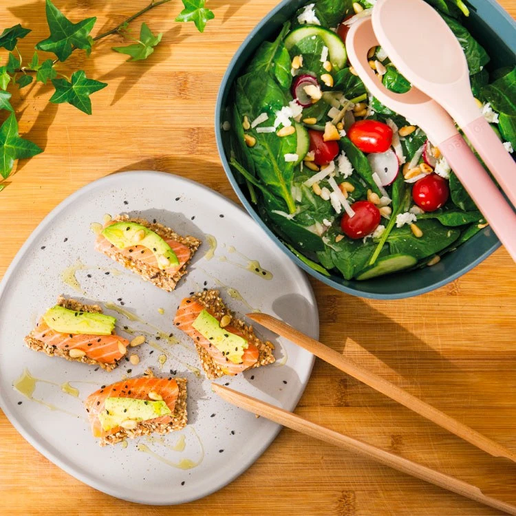 BergHOFF Leo 3.2-Quart 9.5" Bamboo Covered Bowl 4 BergHOFF Leo 3.2-Quart 9.5" Bamboo Covered Bowl - Image 2