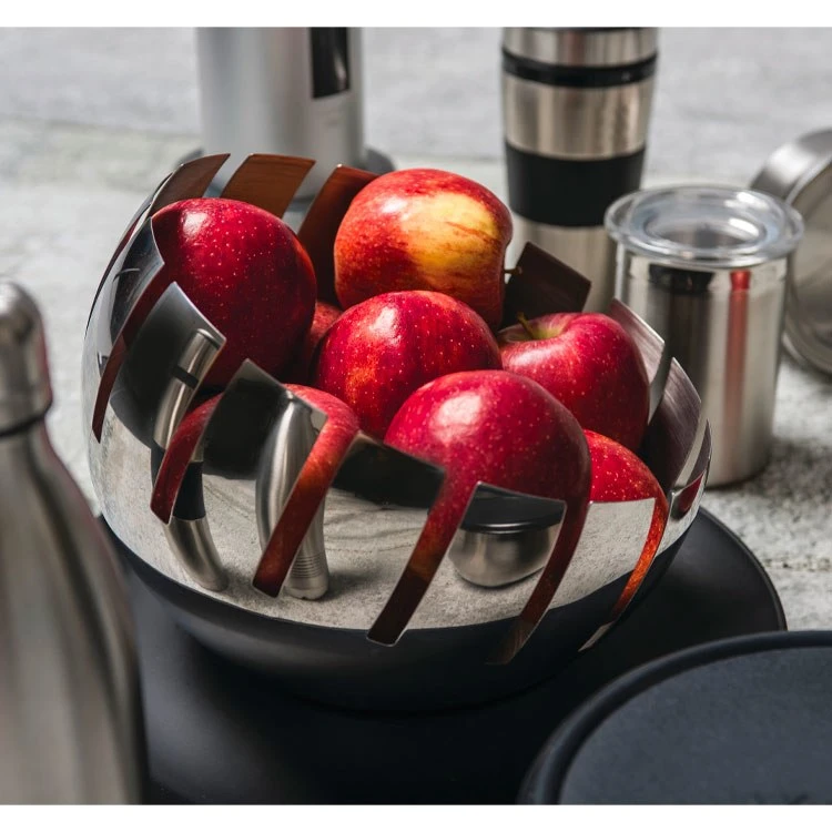 BergHOFF Zeno 18/10 Stainless Steel Fruit Bowls Two-Piece Set 5 BergHOFF Zeno 18/10 Stainless Steel Fruit Bowls Two-Piece Set - Image 3