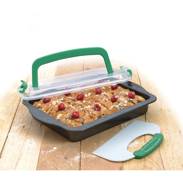 BergHOFF Perfect Slice Two-Piece Covered Cake Pan With Cutting Tool 4 BergHOFF Perfect Slice Two-Piece Covered Cake Pan With Cutting Tool - Image 2