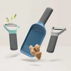 BergHOFF Leo Peeler, Zester, And Grater Three-Piece Tool Set -BergHOFF Shop 764217 3