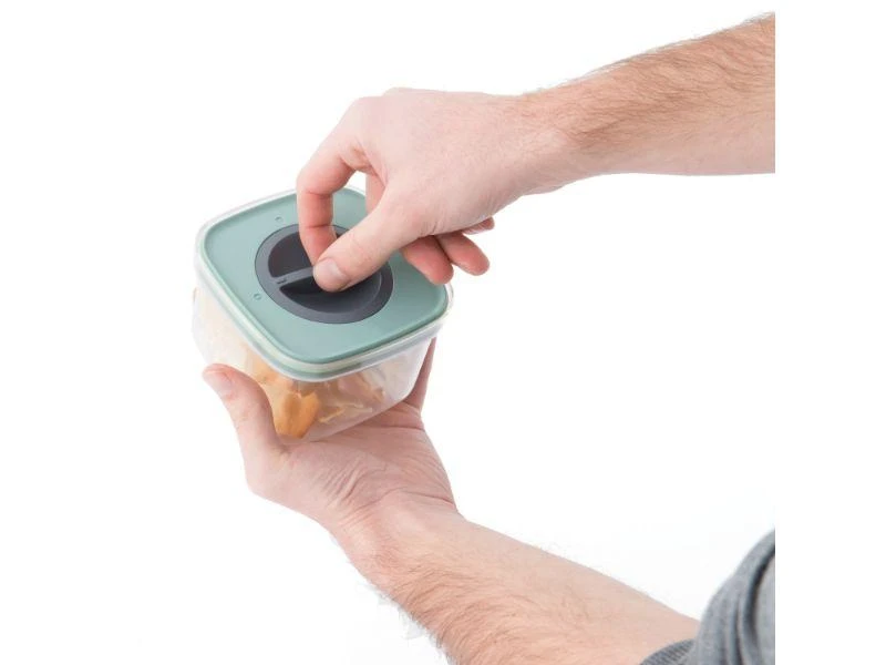 BergHOFF Leo 2pc Smart Seal Food Container Set, Green 6 BergHOFF Leo 2pc Smart Seal Food Container Set, Green - Image 4