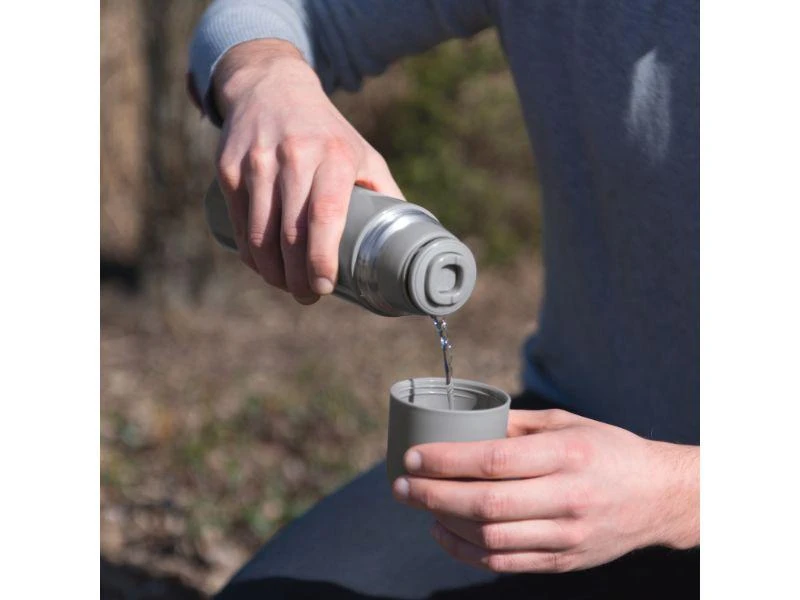 BergHOFF Leo 16.9oz 18/10 Stainless Steel Thermos, Grey 7 BergHOFF Leo 16.9oz 18/10 Stainless Steel Thermos, Grey - Image 5