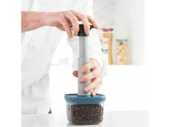 BergHOFF Leo 4Pc Vacuum Food Container Set, Blue -BergHOFF Shop Berghoff 3950128 3